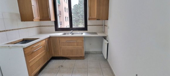 3 bedrooms Apartment in Neuilly-Plaisance, France No. 149272 4