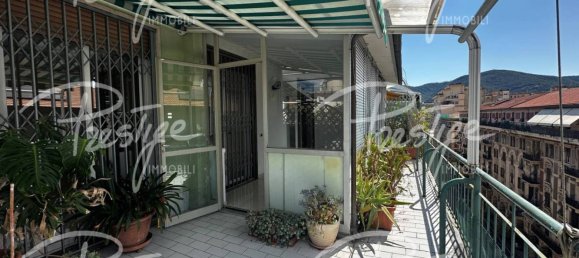 3 bedrooms Penthouse in La Spezia, Italy No. 261806 7