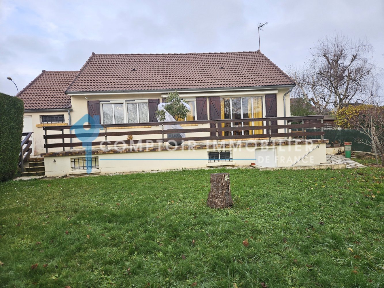 3 Schlafzimmer Haus in Etrechy, France, Nr. 166441