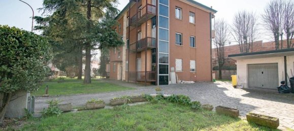 5-salle Penthouse à Lodi, Italy No. 40470 32