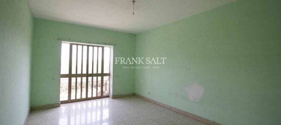 4 غرف نوم منزل في Paola, Malta رقم 6598 2