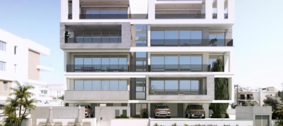 2 bedrooms Apartment in Limassol, Cyprus No. 12861 2