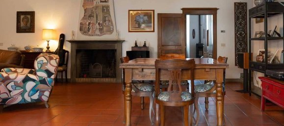 4 bedrooms Villa in Arezzo, Italy No. 294791 10
