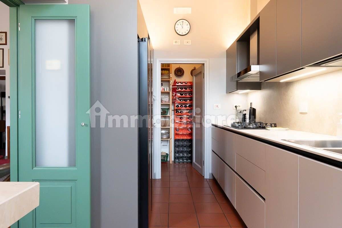 4 bedrooms Villa in Arezzo, Italy No. 294791