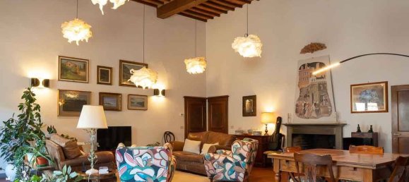 4 bedrooms Villa in Arezzo, Italy No. 294791 9