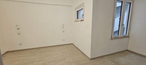 2 bedrooms Apartment in Civitanova Marche, Italy No. 326878 3