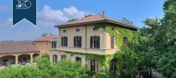 4 bedrooms Villa in Acquanegra Cremonese, Italy No. 329302 10