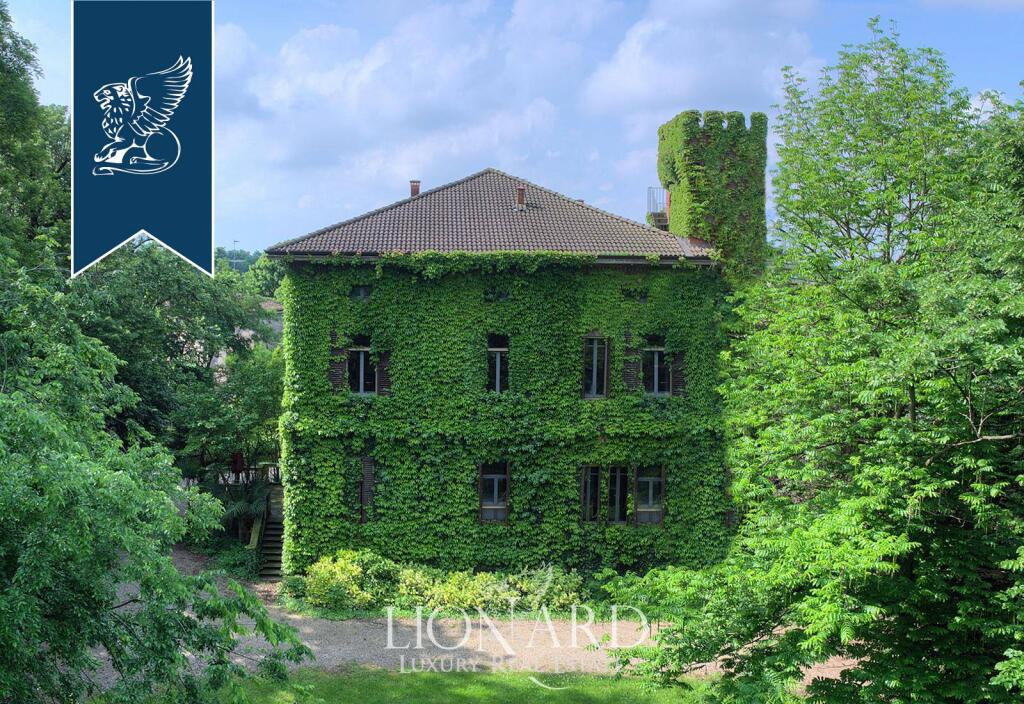 4 bedrooms Villa in Acquanegra Cremonese, Italy No. 329302