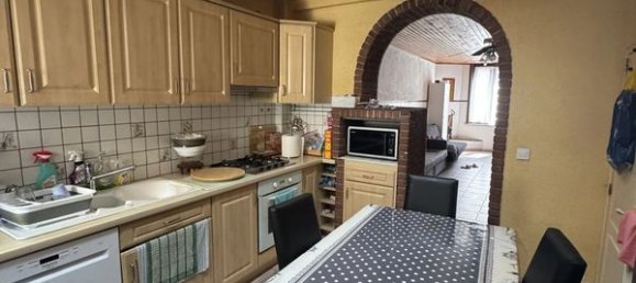 7 bedrooms House in Roubaix, France No. 330339 2