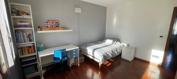 5 rooms House in Creazzo, Italy No. 37702 12