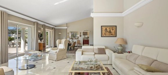 Villa de 4 dormitorios en Auribeau-sur-Siagne, France No. 1540 4