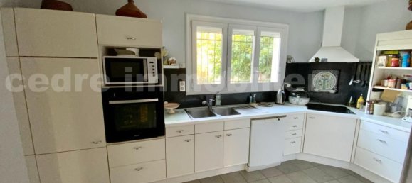 5 bedrooms House in Saint-Pryve-Saint-Mesmin, France No. 230079 5