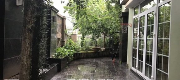 4 bedrooms Villa in Tay Ho, Vietnam No. 998 15