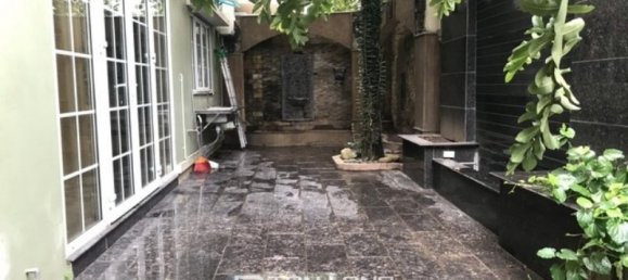 4 bedrooms Villa in Tay Ho, Vietnam No. 998 16