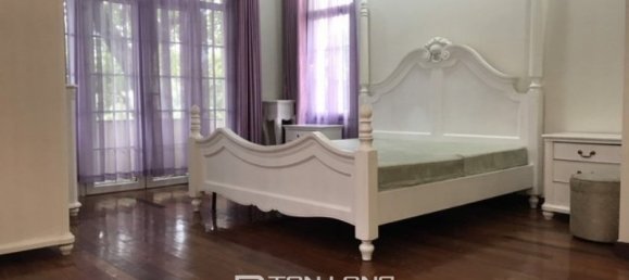 4 bedrooms Villa in Tay Ho, Vietnam No. 998 11