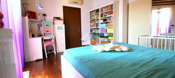 Apartamento T3 em Caronno Pertusella, Italy N.º 361277 18