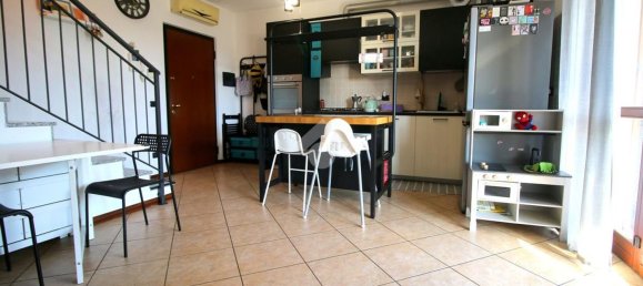 Apartamento T3 em Caronno Pertusella, Italy N.º 361277 6