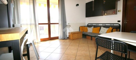 Apartamento T3 em Caronno Pertusella, Italy N.º 361277 8