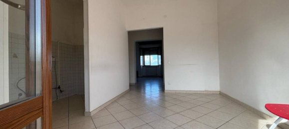3 bedrooms Apartment in Terricciola, Italy No. 191117 10
