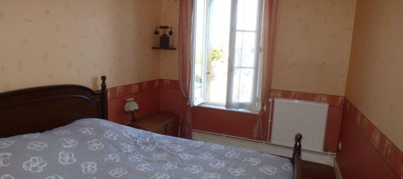 3 bedrooms House in Millieres, France No. 357387 8