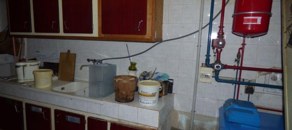 3 bedrooms House in Millieres, France No. 357387 9