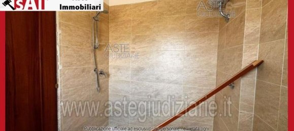 5 bedrooms Apartment in Rome, Italy No. 330865 33