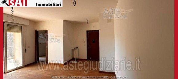 5 bedrooms Apartment in Rome, Italy No. 330865 18