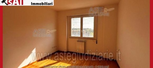 5 bedrooms Apartment in Rome, Italy No. 330865 25