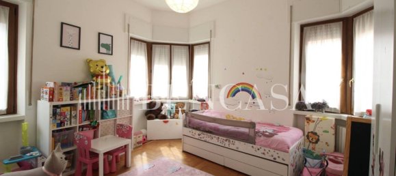 2 bedrooms Apartment in Milan, Italy No. 352187 23
