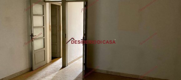 5 rooms Apartment in Campofelice di Roccella, Italy No. 102758 5