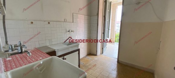 5 rooms Apartment in Campofelice di Roccella, Italy No. 102758 12