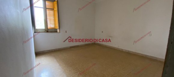 5 rooms Apartment in Campofelice di Roccella, Italy No. 102758 19