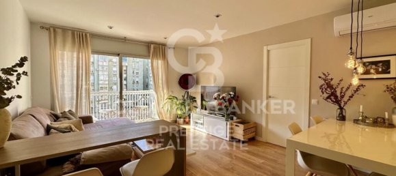 Apartamento de 4 dormitorios en Eixample, Spain No. 84447 36