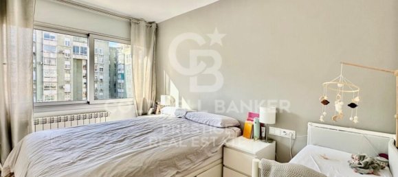 Apartamento de 4 dormitorios en Eixample, Spain No. 84447 50