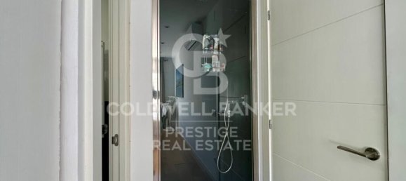 Apartamento de 4 dormitorios en Eixample, Spain No. 84447 7