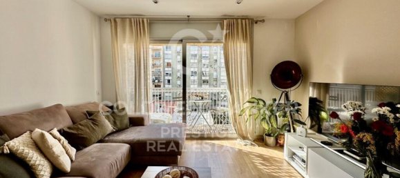 Apartamento de 4 dormitorios en Eixample, Spain No. 84447 11