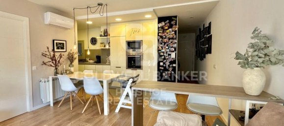 Apartamento de 4 dormitorios en Eixample, Spain No. 84447 42