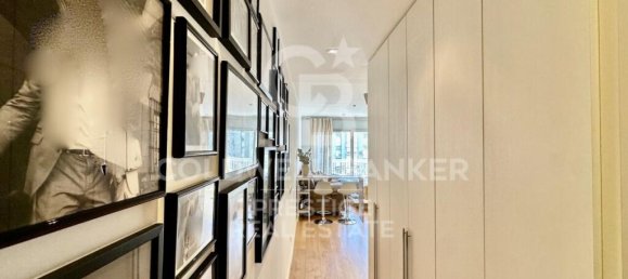 Apartamento de 4 dormitorios en Eixample, Spain No. 84447 49