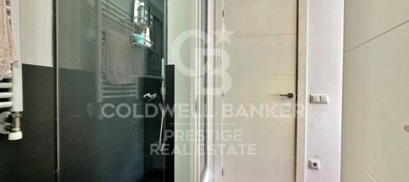 Apartamento de 4 dormitorios en Eixample, Spain No. 84447 8