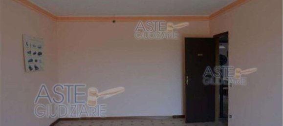 4 rooms Apartment in Fiumefreddo di Sicilia, Italy No. 204942 2