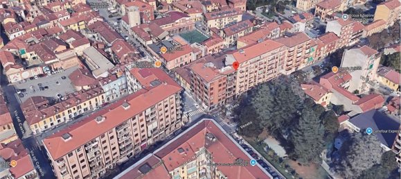 4 rooms Apartment in Chivasso, Italy No. 12211 8