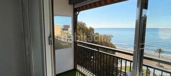 1 bedroom Apartment in Alicante, Spain No. 169274 4