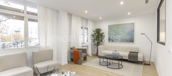 4 bedrooms Apartment in Madrid, Spain No. 126876 3