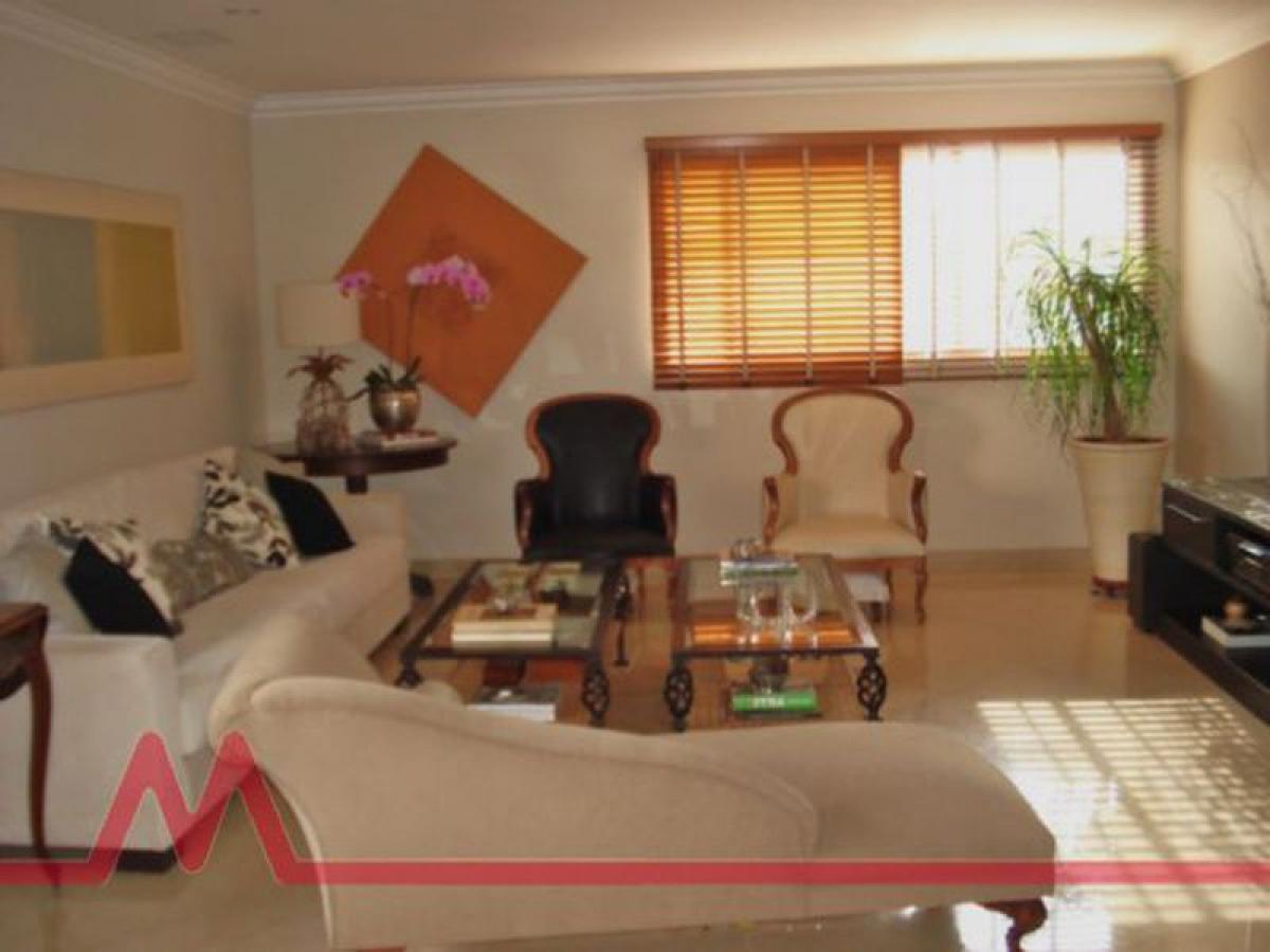 4 bedrooms Apartment in Sao Paulo, Brazil No. 540396