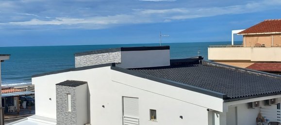 4 rooms Apartment in Pomezia, Italy No. 229587 8