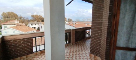 4 rooms Apartment in Pomezia, Italy No. 229587 17