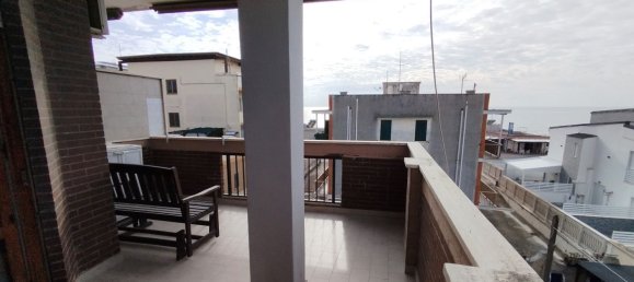 4 rooms Apartment in Pomezia, Italy No. 229587 14