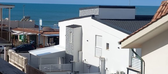 4 rooms Apartment in Pomezia, Italy No. 229587 6