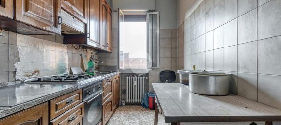 4غرفة شقة في Bologna, Italy رقم 216419 5