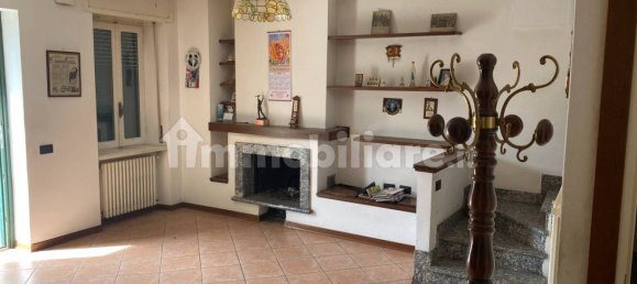 2 Schlafzimmer Haus in Traona, Italy, Nr. 283608 8